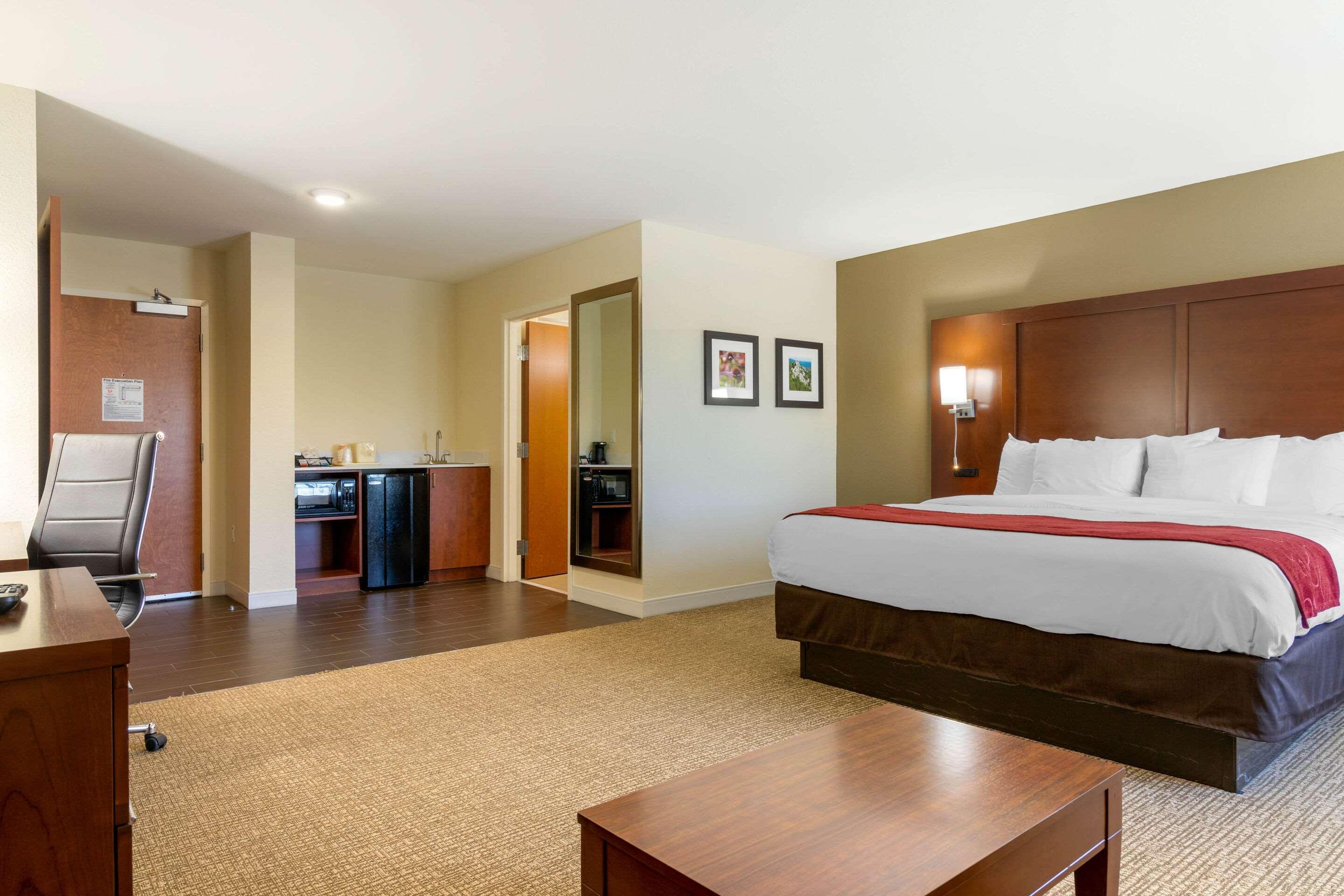 Comfort Inn & Suites Macon West Εξωτερικό φωτογραφία