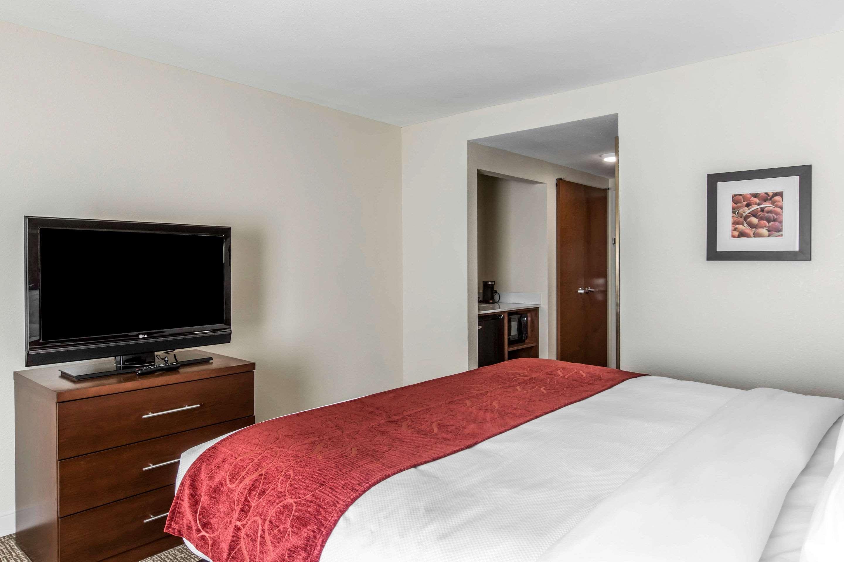 Comfort Inn & Suites Macon West Εξωτερικό φωτογραφία