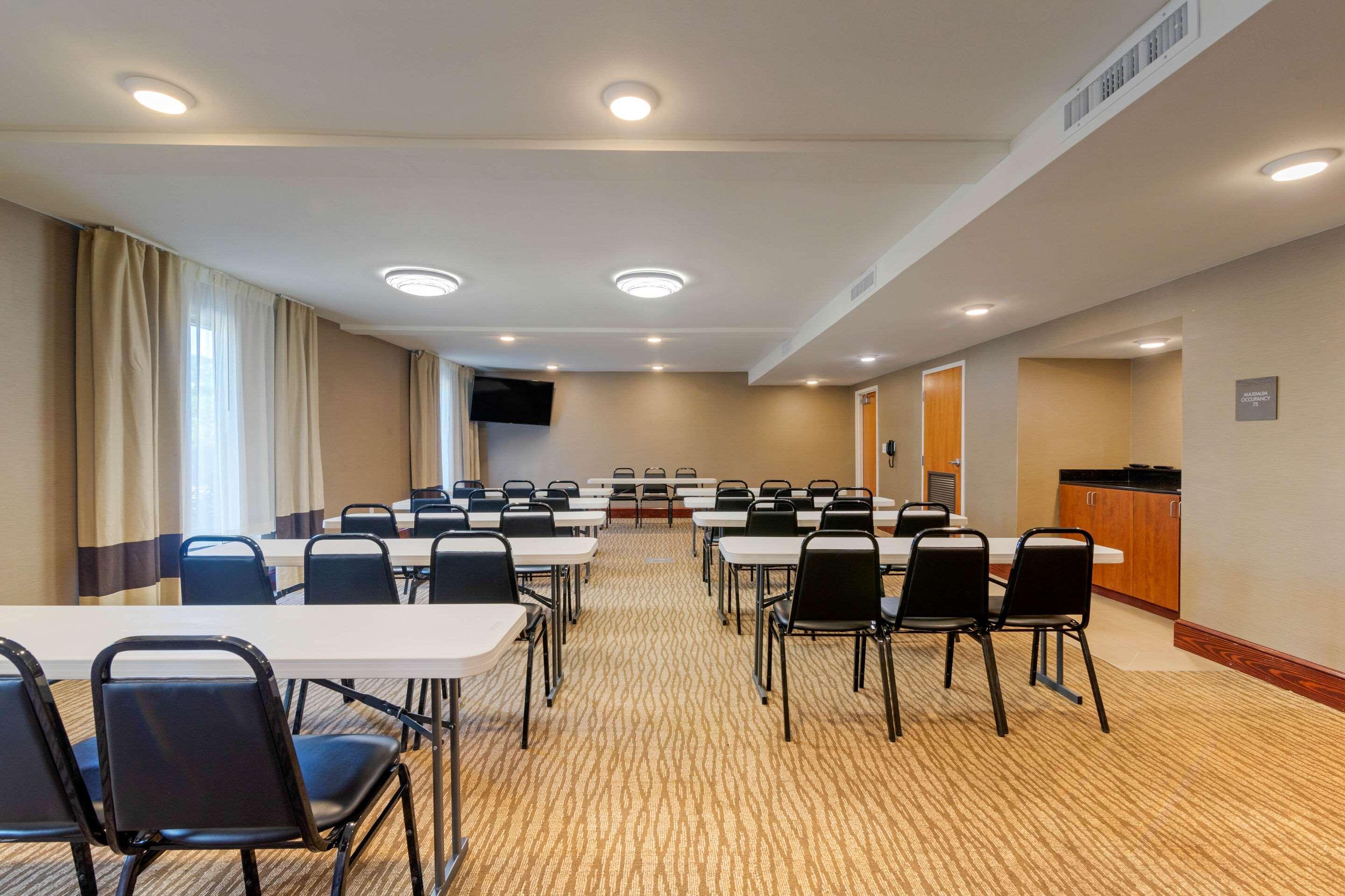 Comfort Inn & Suites Macon West Εξωτερικό φωτογραφία