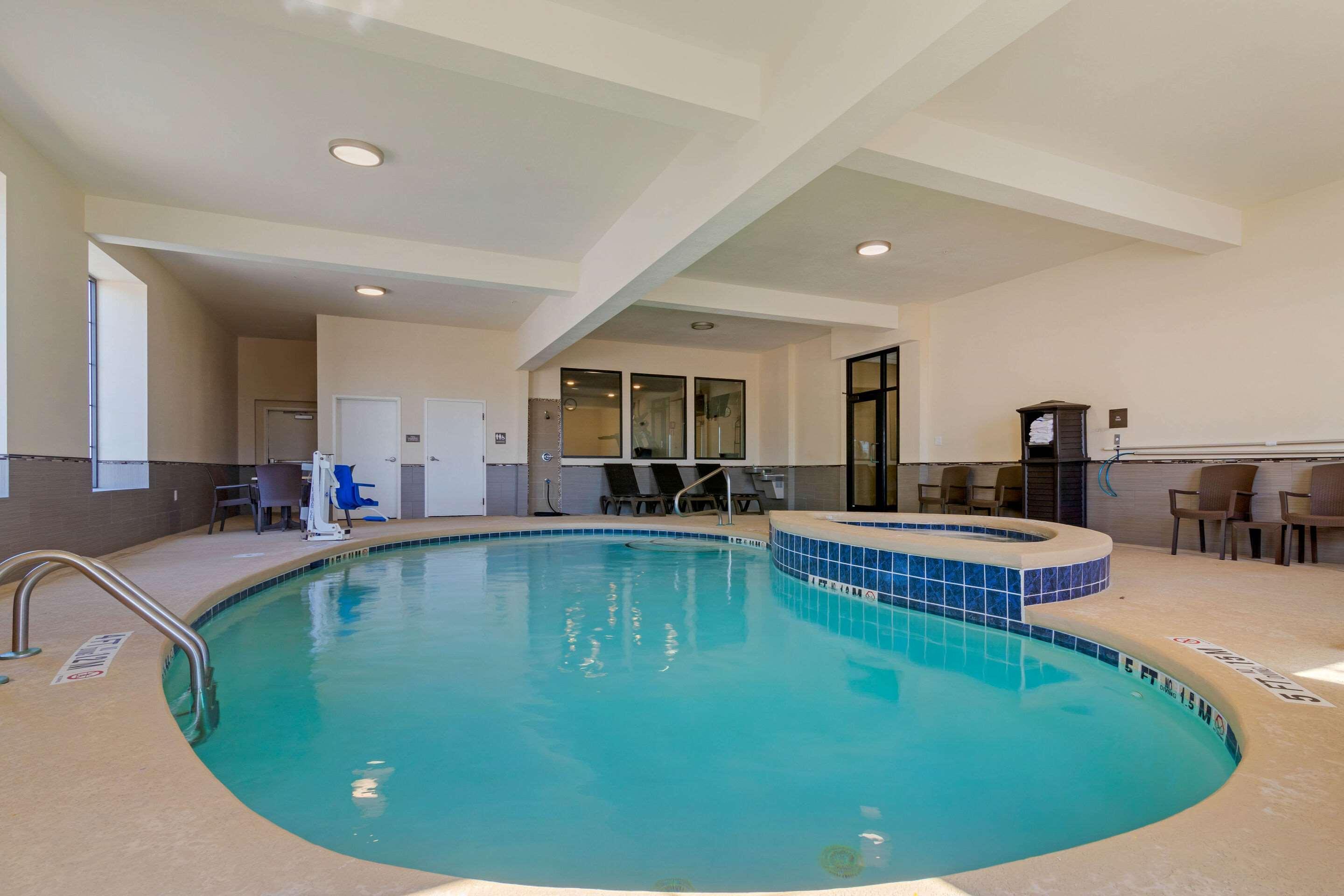 Comfort Inn & Suites Macon West Εξωτερικό φωτογραφία